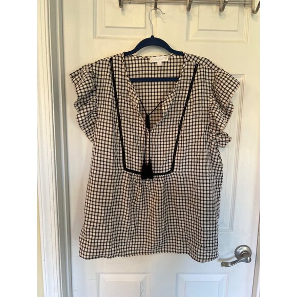 Weekend Suzanne Betro Tops - Weekend Suzanne Betro flutter Sleeve Gingham V-Neck blouse Size 4X